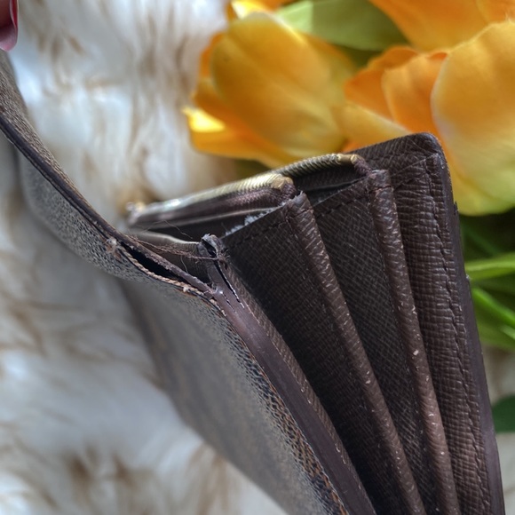 Louis Vuitton Sara Damier bifold long wallet - Picture 15 of 16